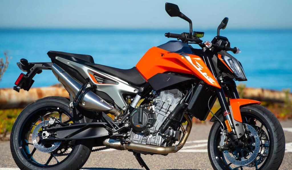 duke 790 maxabout